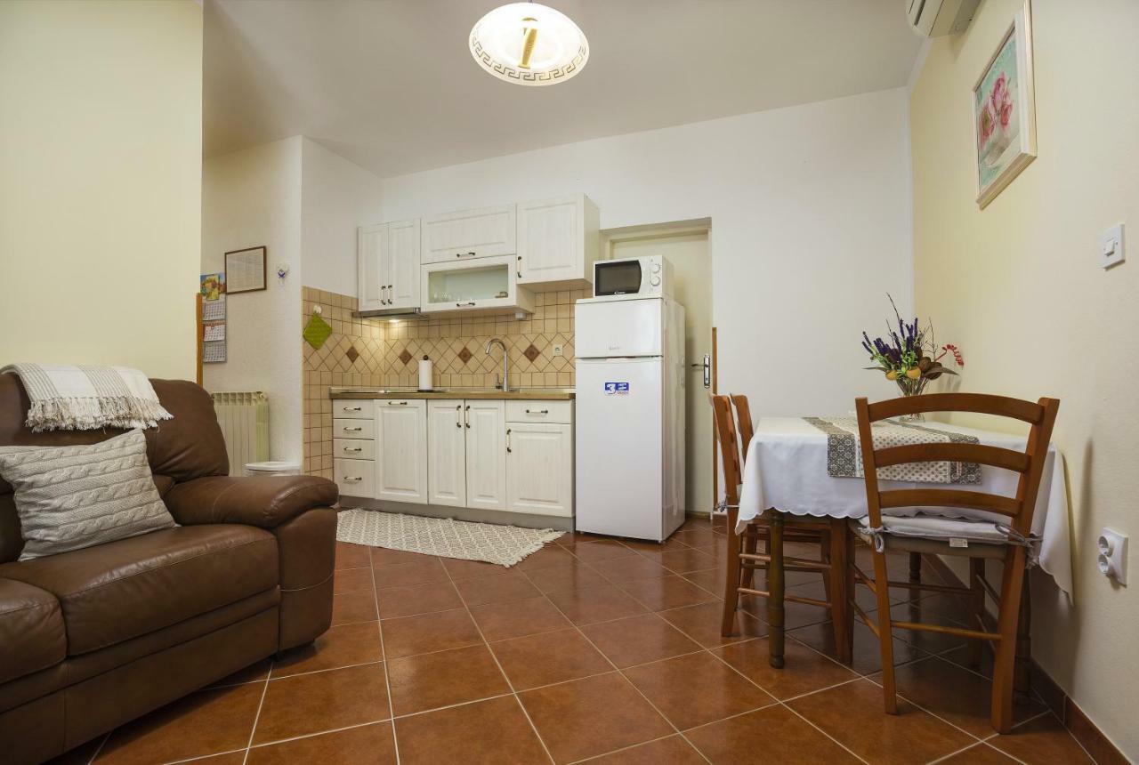 Apartments Janko Rovinj Exterior foto